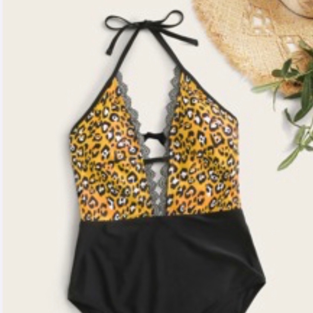 Juniors Monokini Size Small New